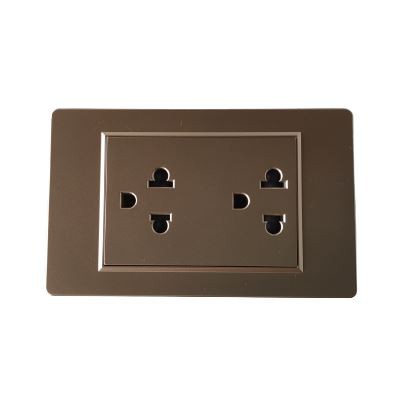 15A 118 Tyyppi American Standard Socket Gold Kuusireikäinen pistoke 110-250V